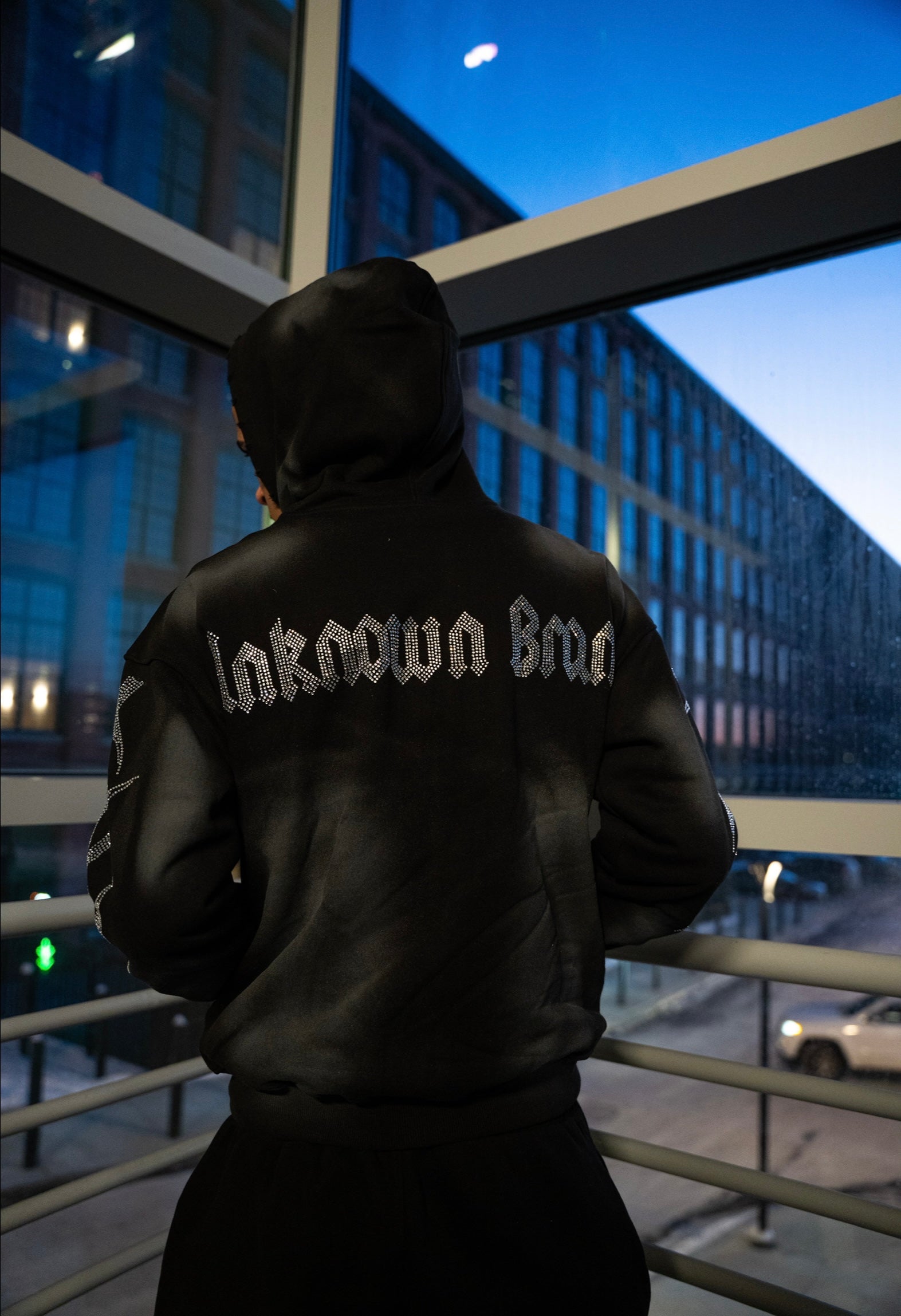 UNKNOWN BRAND BLACK SET