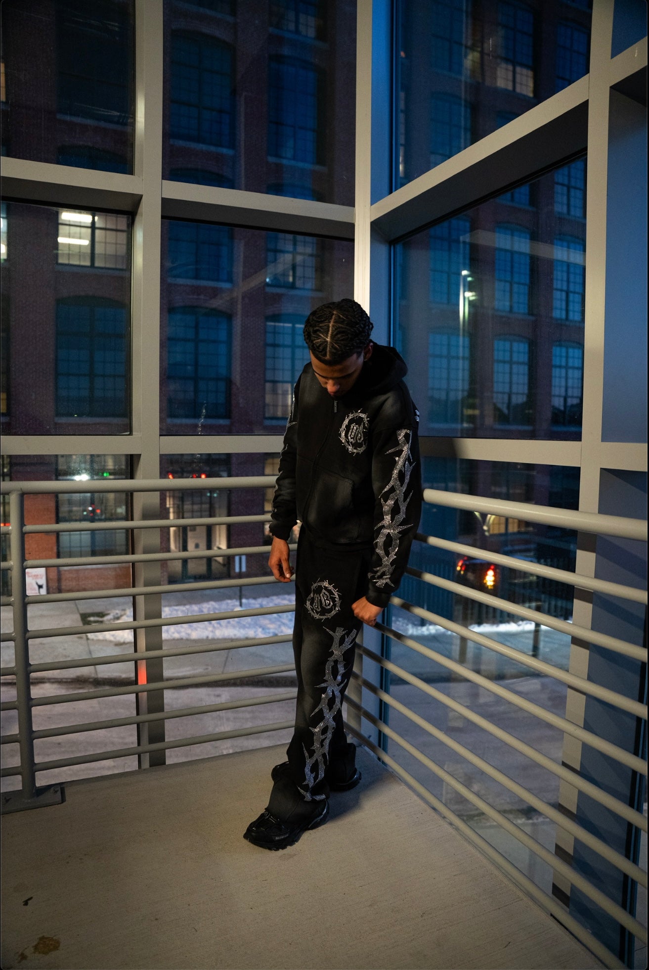 UNKNOWN BRAND BLACK SET